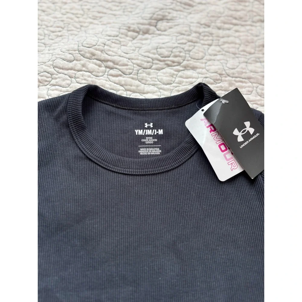 Under‎ Armour Girls Black Ribbed Short Sleeve Fitted Athletic T-Shirt Medium